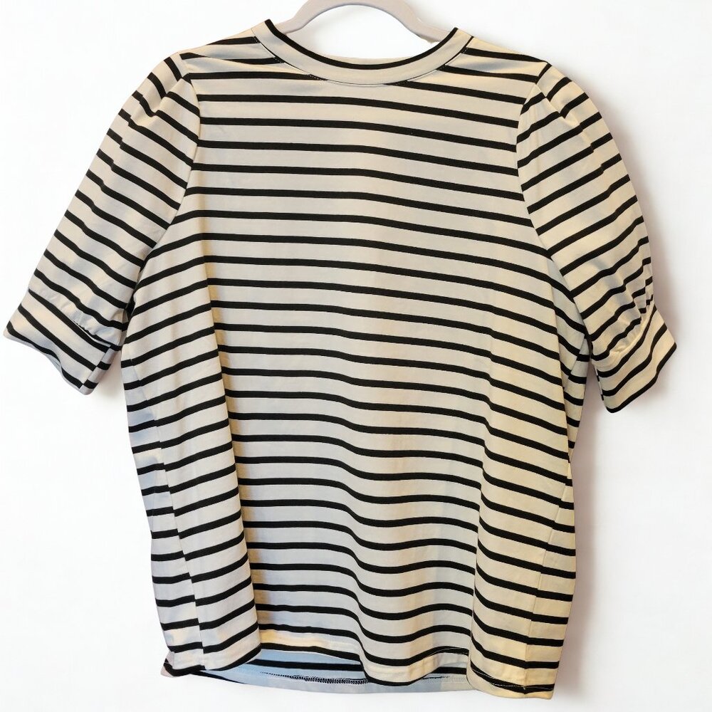 Black-White Striped Top w/ Pleated, Elbow-length Sleeves by Chic Soul (Size 1X)